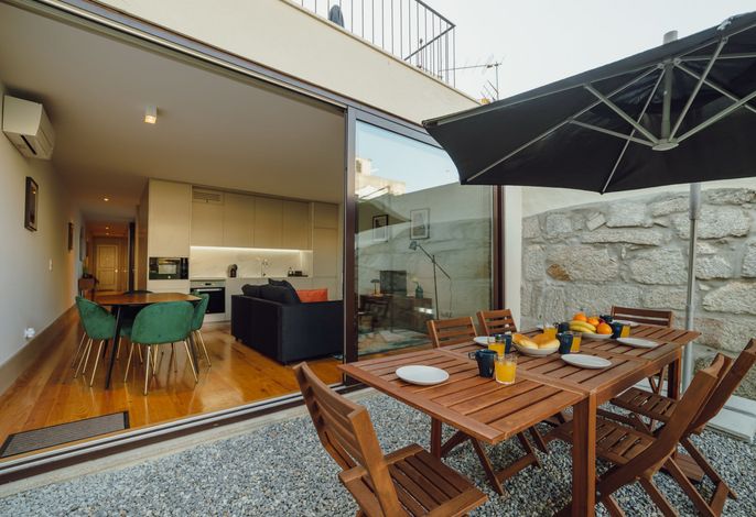 LEGACY OPORTO PREMIUM APARTMENT B by VACATIONY