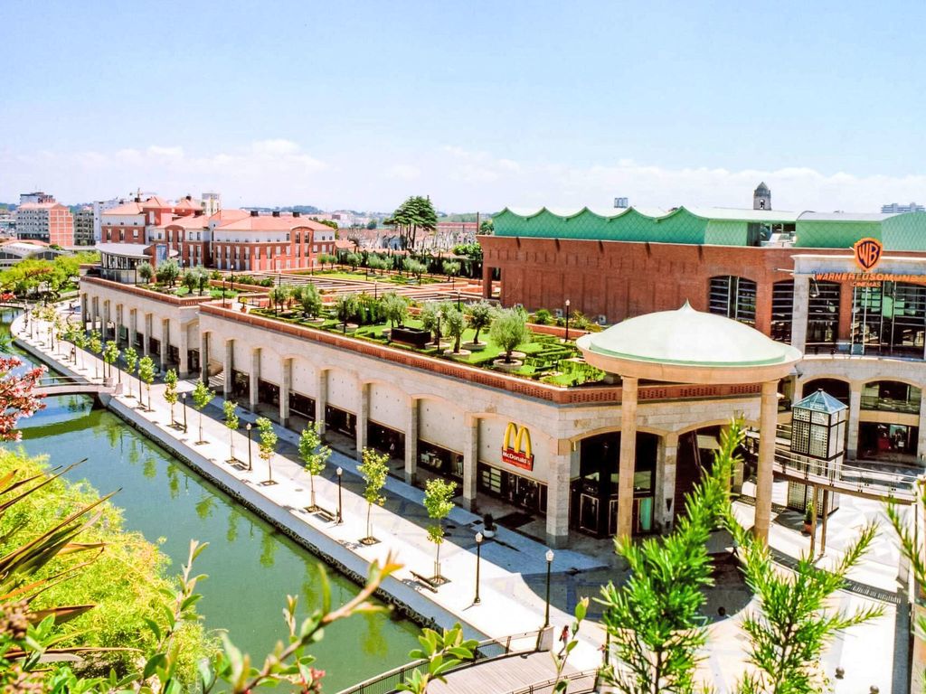 Apartment near Forum Mall