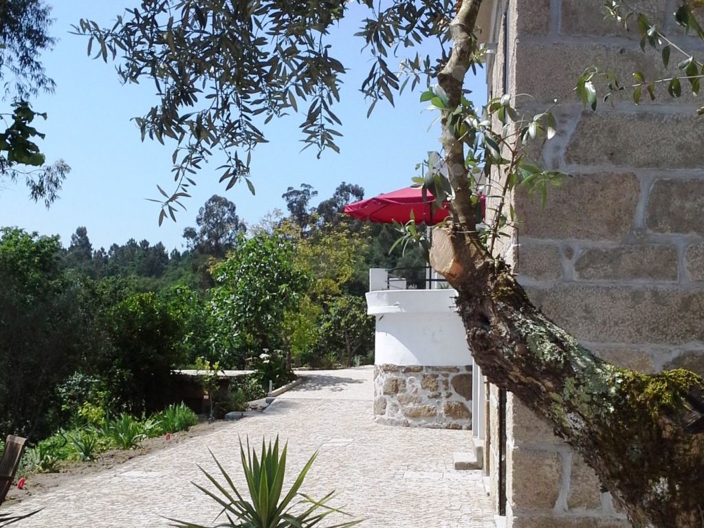 Großes renoviertes Landhaus in Tondela