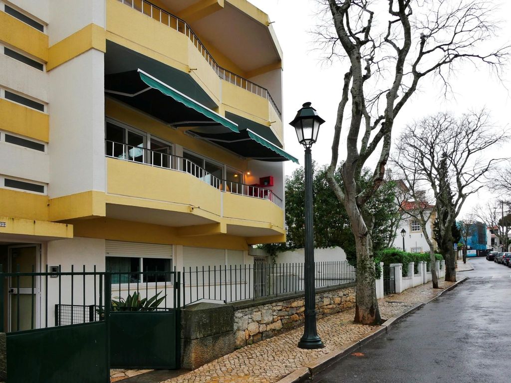 Neue, lichtdurchflutete Wohnung im Zentrum