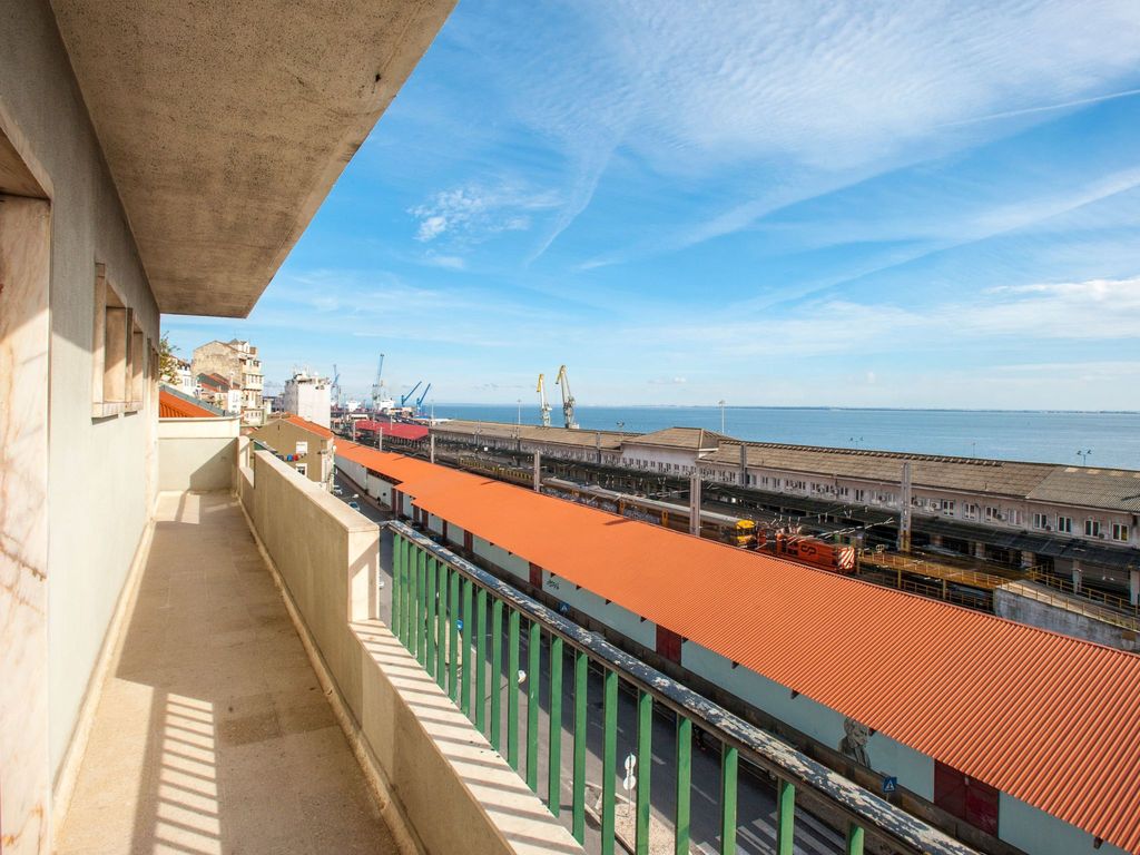 Studio für 29 Personen und 1 Kind in Lissabon, Região de Lisboa (Costa de Lisbo