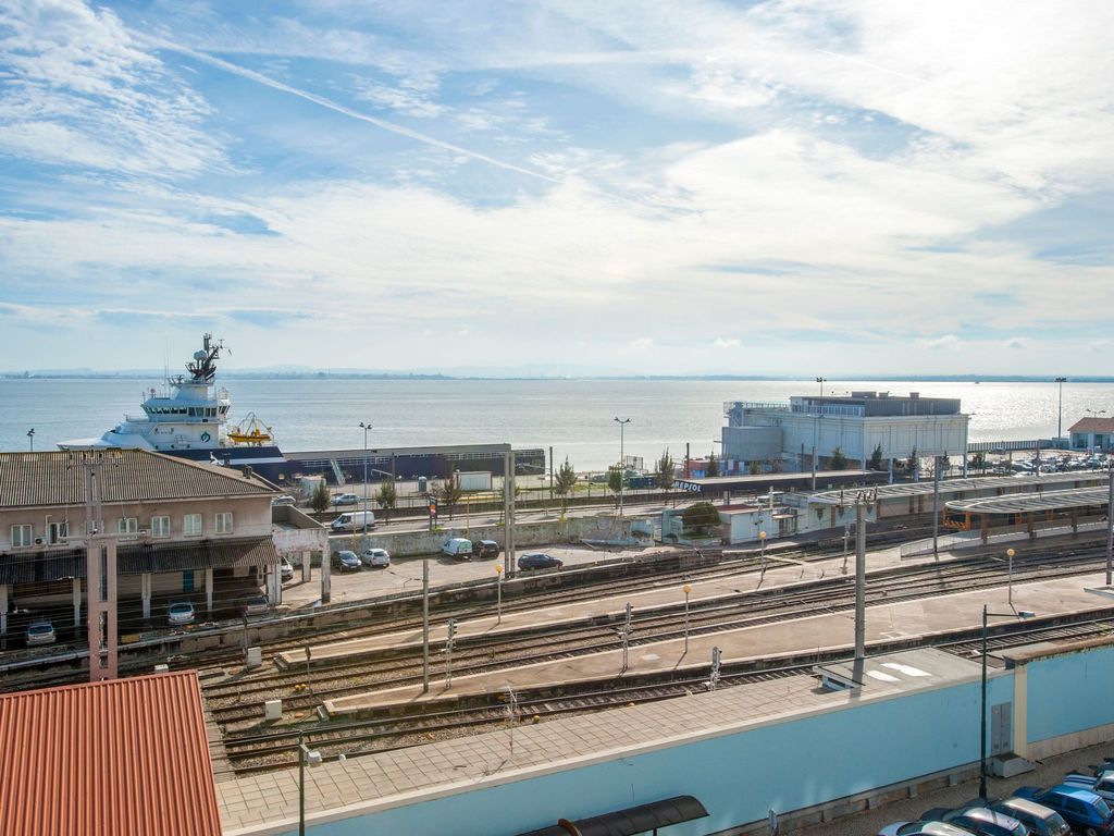 Studio für 17 Personen und 1 Kind in Lissabon
