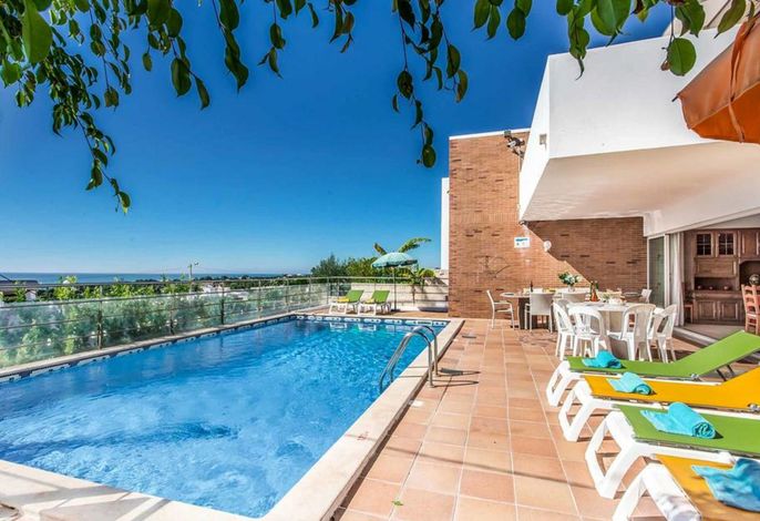 Chalet "Villa Oceano" mit privatem Pool