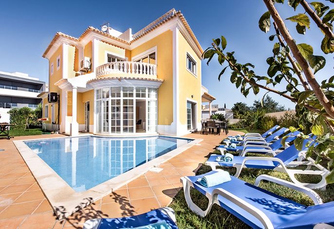 Demi - VIP Properties
