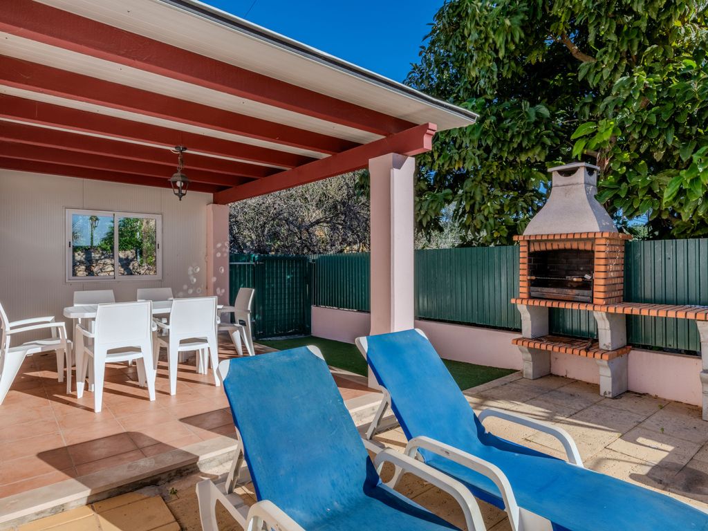 V3 Aguia M - VIP Properties