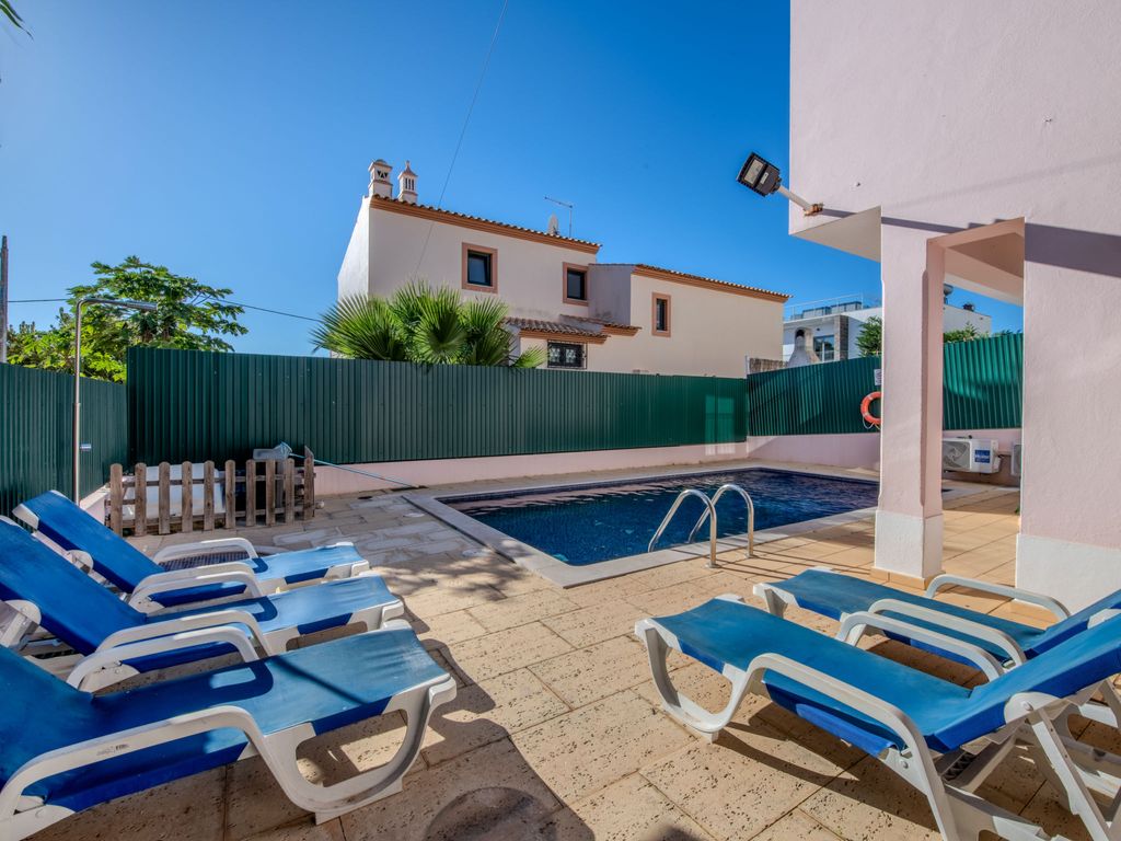 V3 Aguia M - VIP Properties