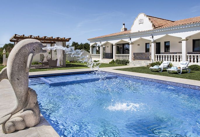 Flor de Lis - VIP Properties