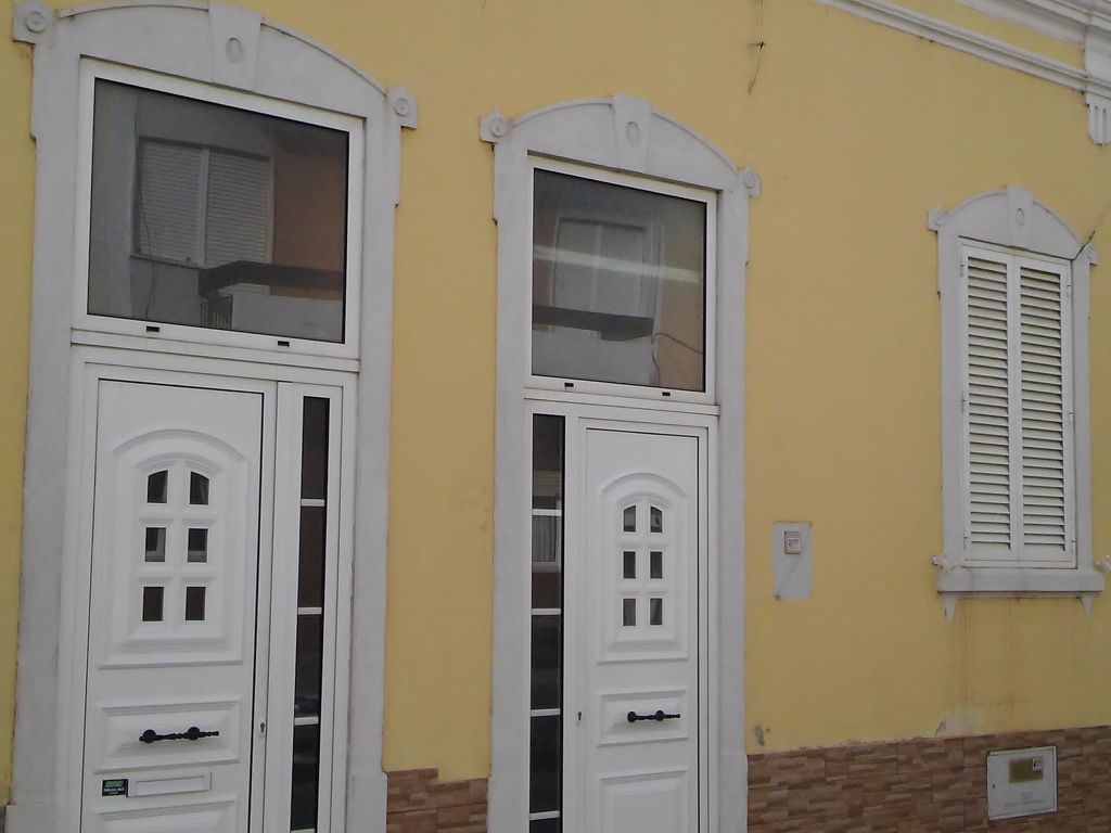 mit Terrasse