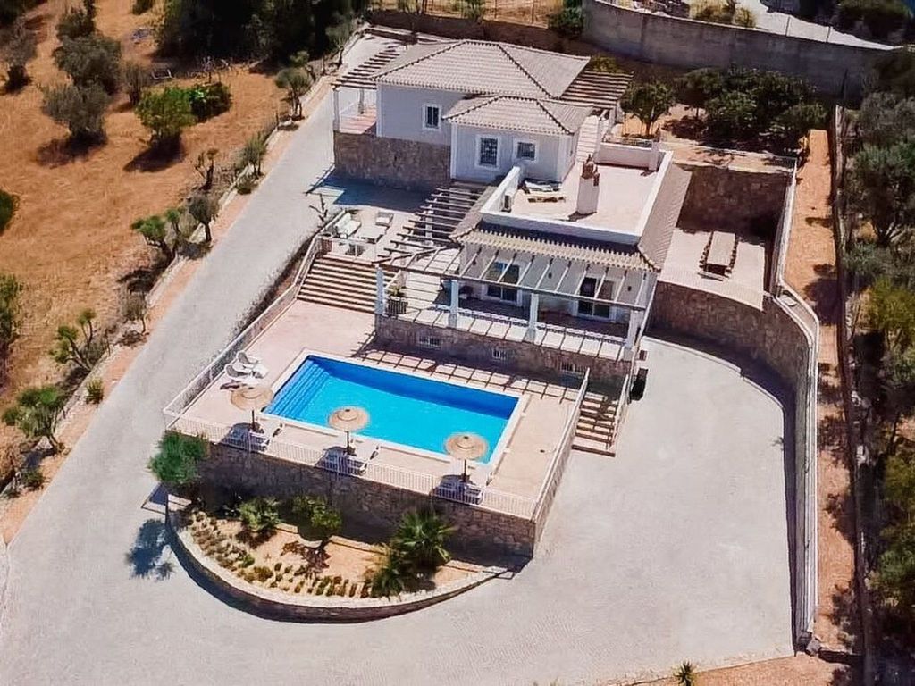 Haus Quadra Dique