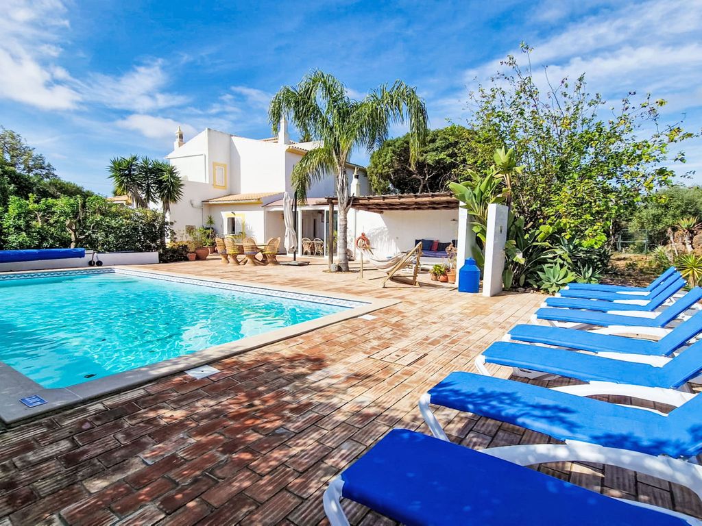Romanzeira - VIP Properties