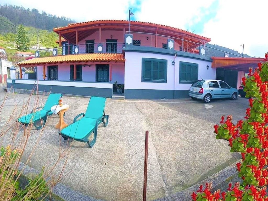 Die lustige und entspannende Wohnung mit Terrasse und Aussicht