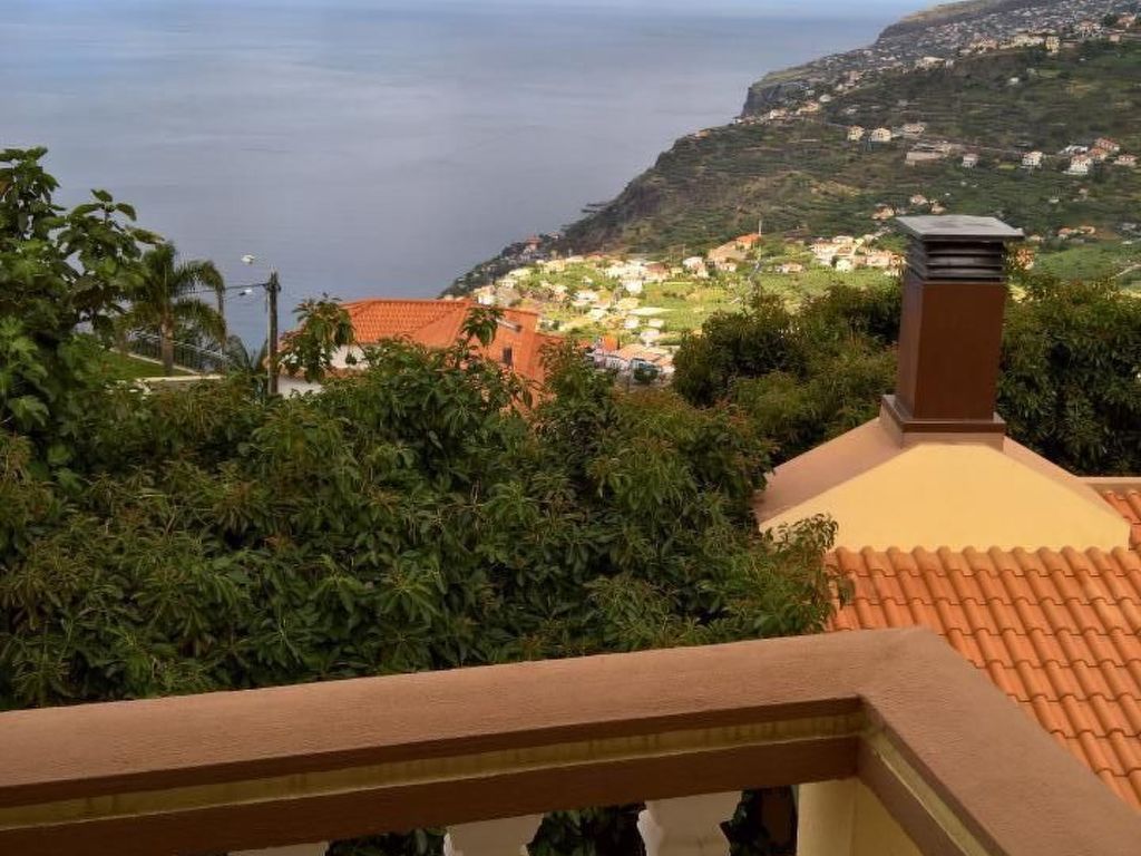 Super Penthouse Achada