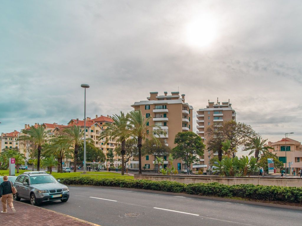 für 3 Personen ca. 60 m&sup2; in São Martinho, Madeira (Südküste von Madeira)