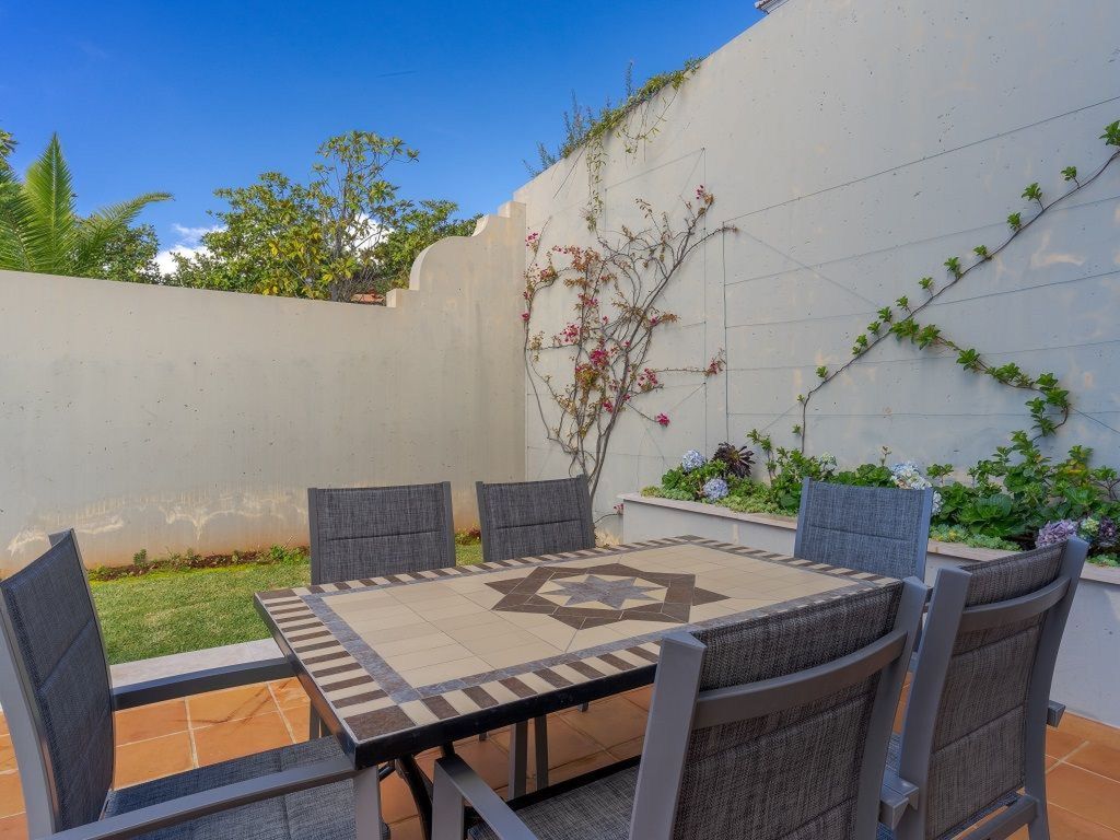 Villa Bougainvillea