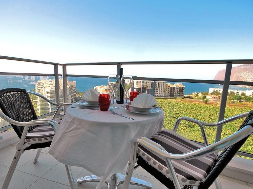 "Forum Apartment"