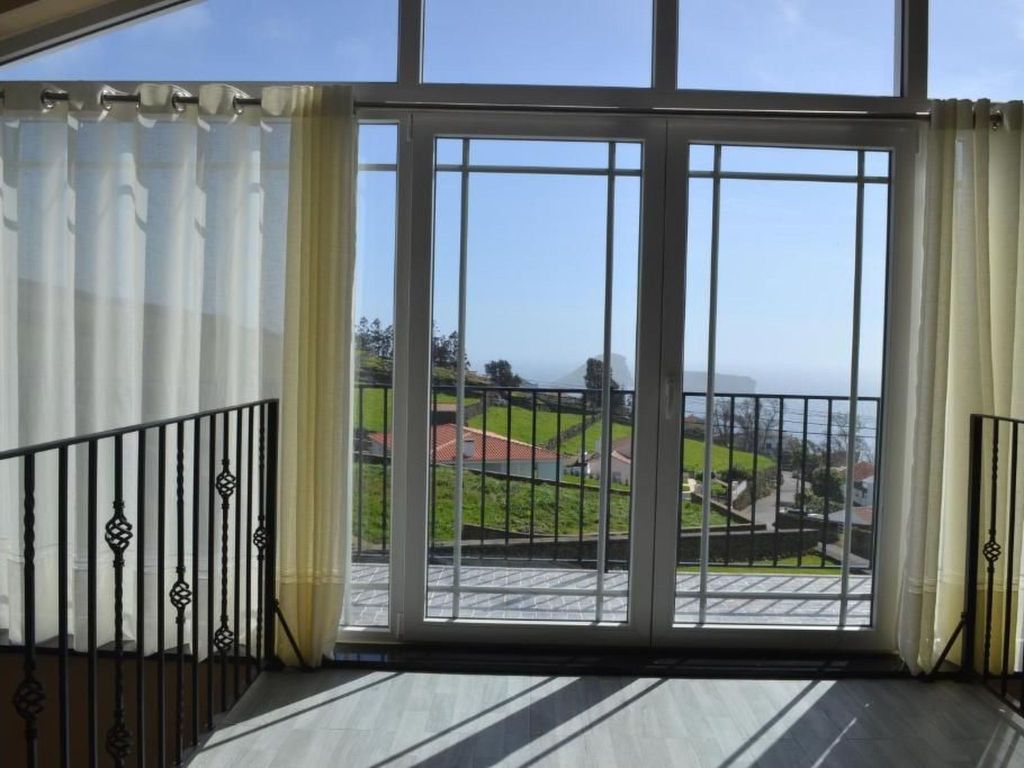 Große, komfortable Villa auf der Insel Terceira