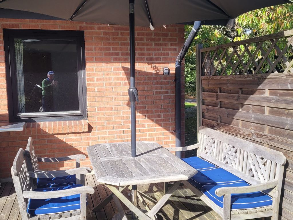 mit Garten, Grill und Terrasse