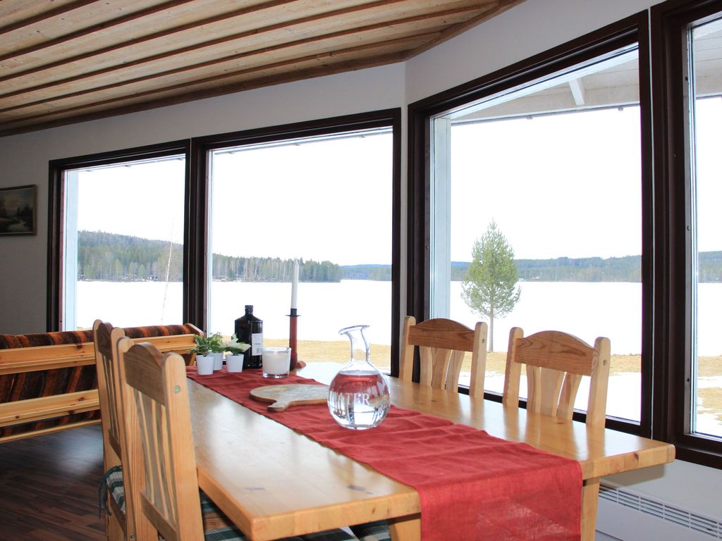 Häuser mit Seeblick Schweden - Rotes Haus