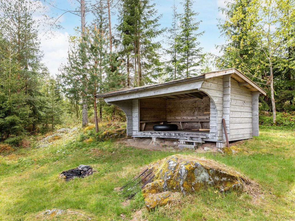 Rödmossa Femton
