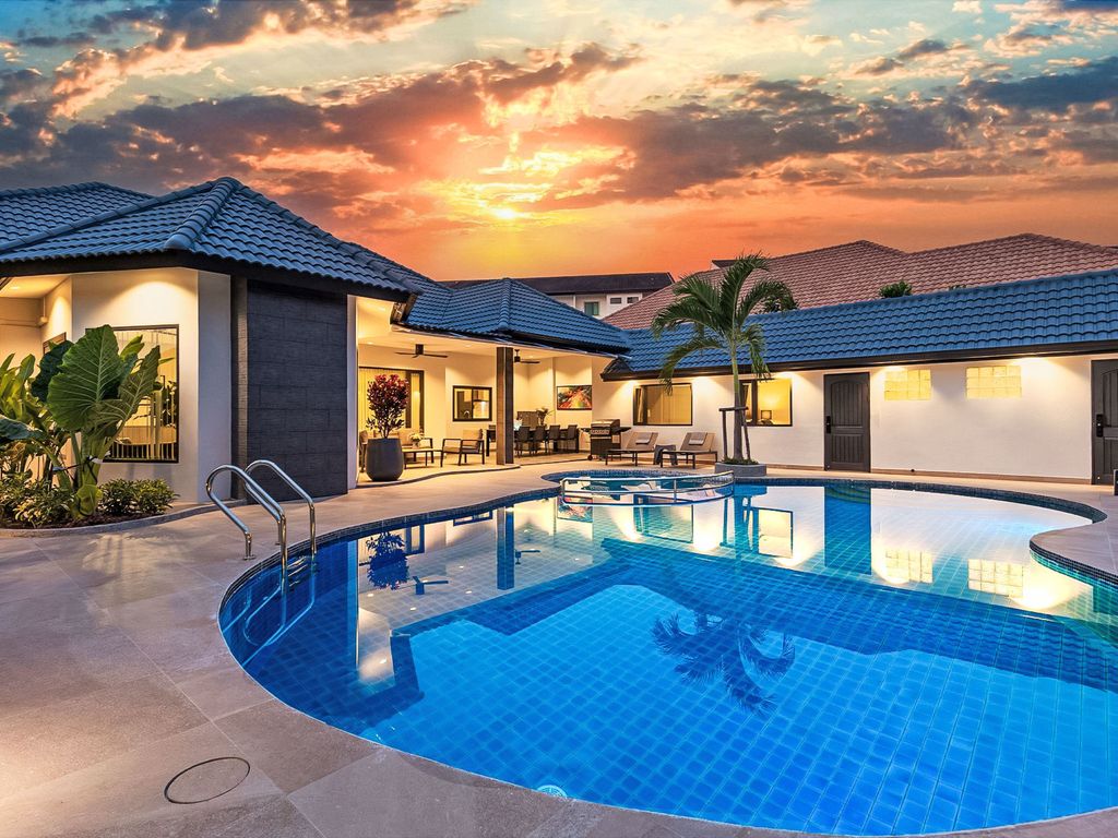 Vakantievilla "Pattaya Hill"