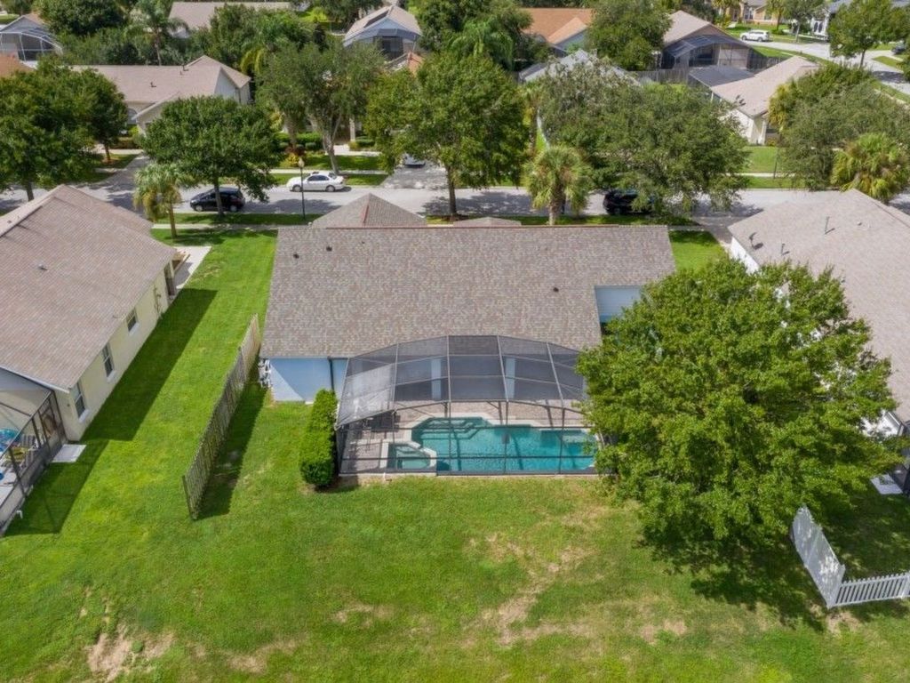 Entspannende Familienvilla mit privatem Pool und Spa. Große Lanai mit reichlich
