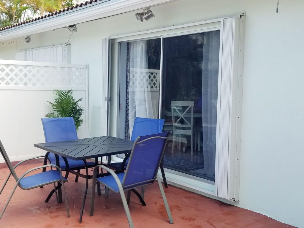 Gemütliches Duplex mit Blick auf das Wasser, in