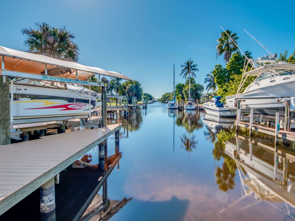 in Caloosahatchee mit Privatem Pool