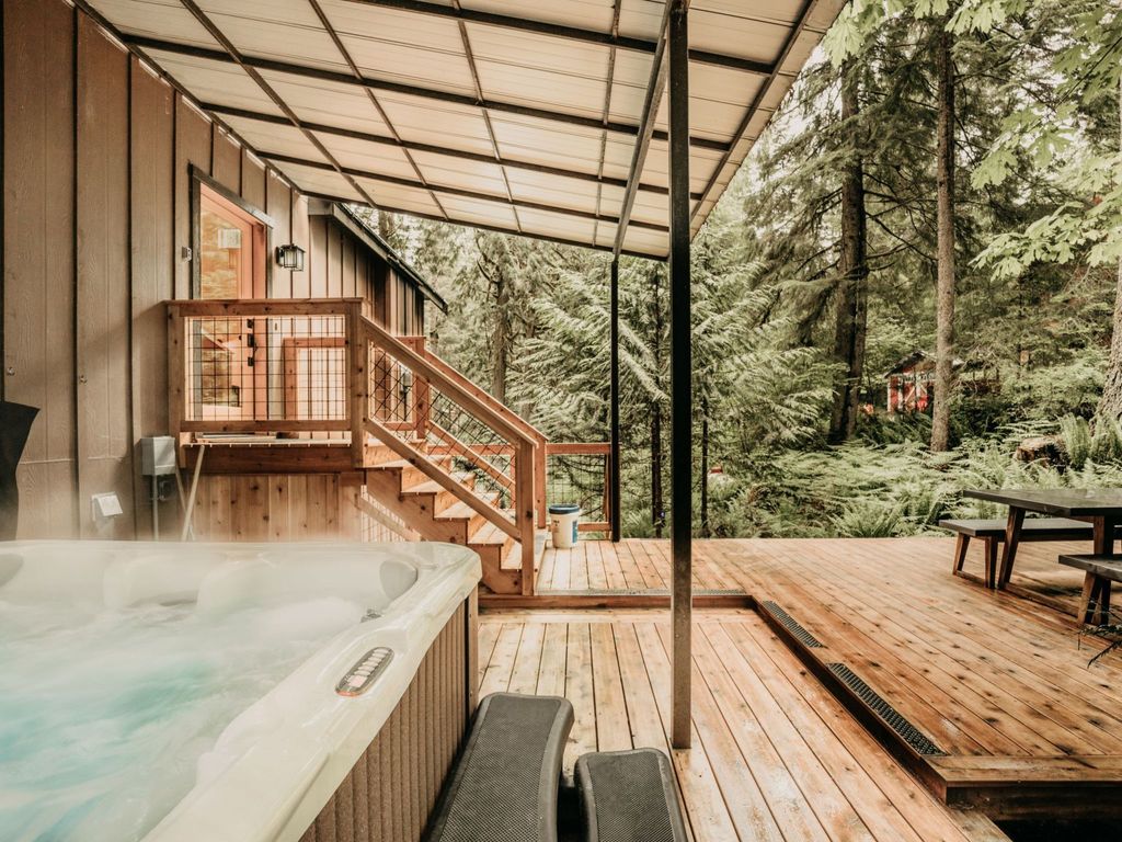 Landhaus mit Whirlpool und moderner Küche