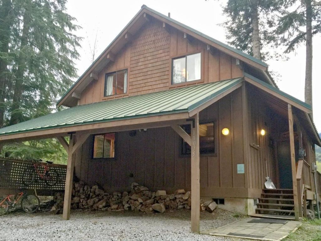 Gemütliche und rustikale Hütte mit Whirlpool und Haustieren OK