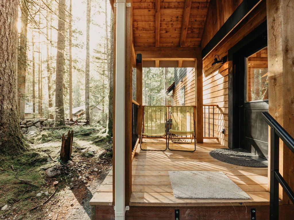 Neues modernes rustikales Haus mit AC, Whirlpool
