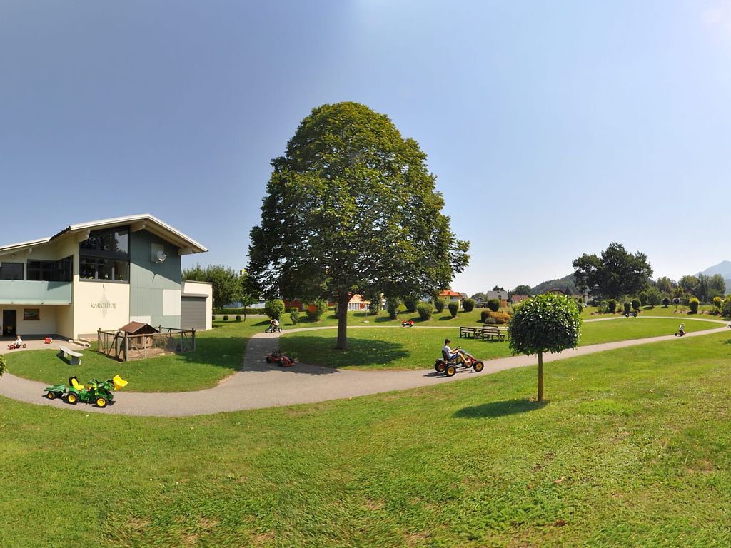 Unser riesengroßer Kinderspielplatz