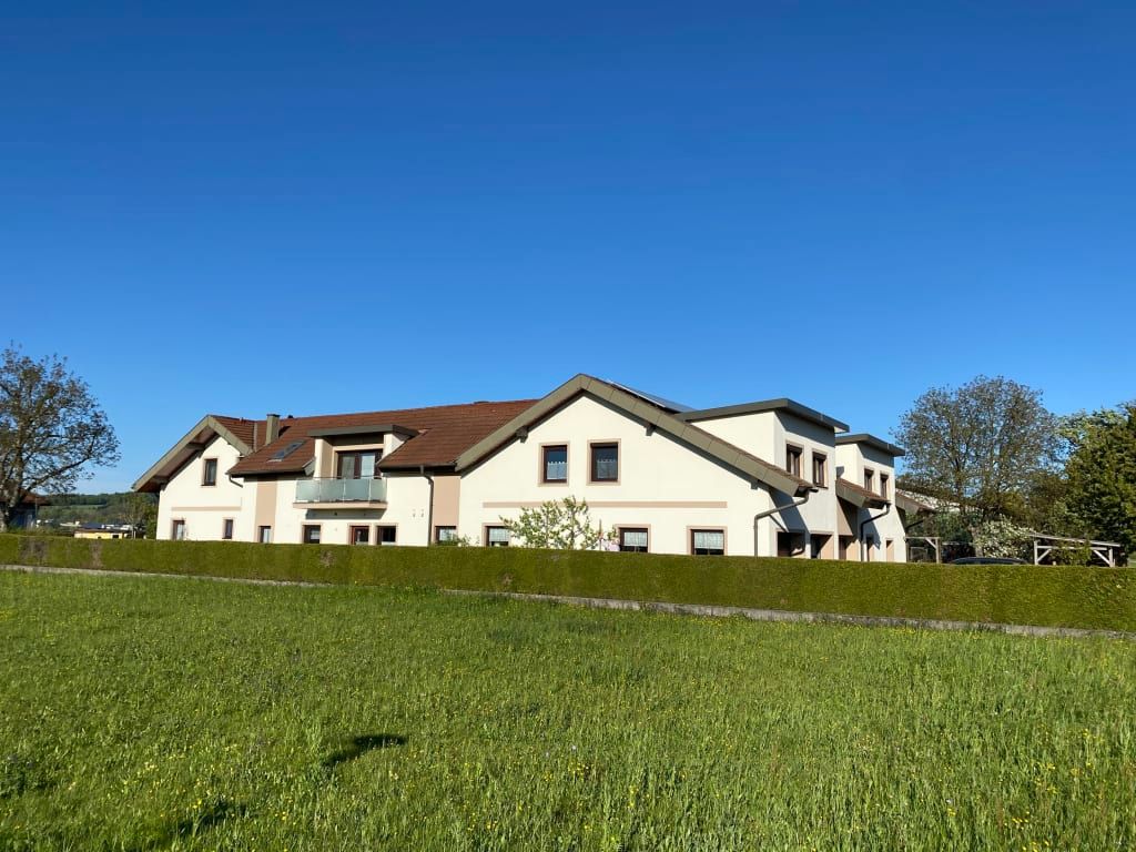 Privatzimmer & Ferienwohnungen Leeb