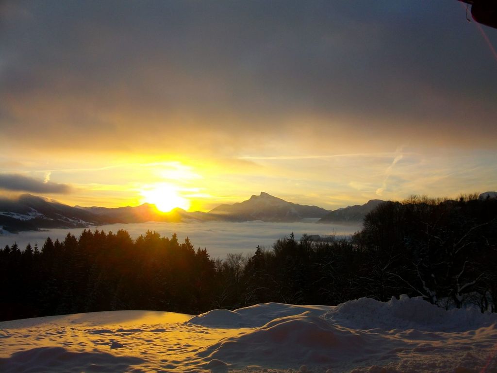 Sonnenaufgang mit Sonne