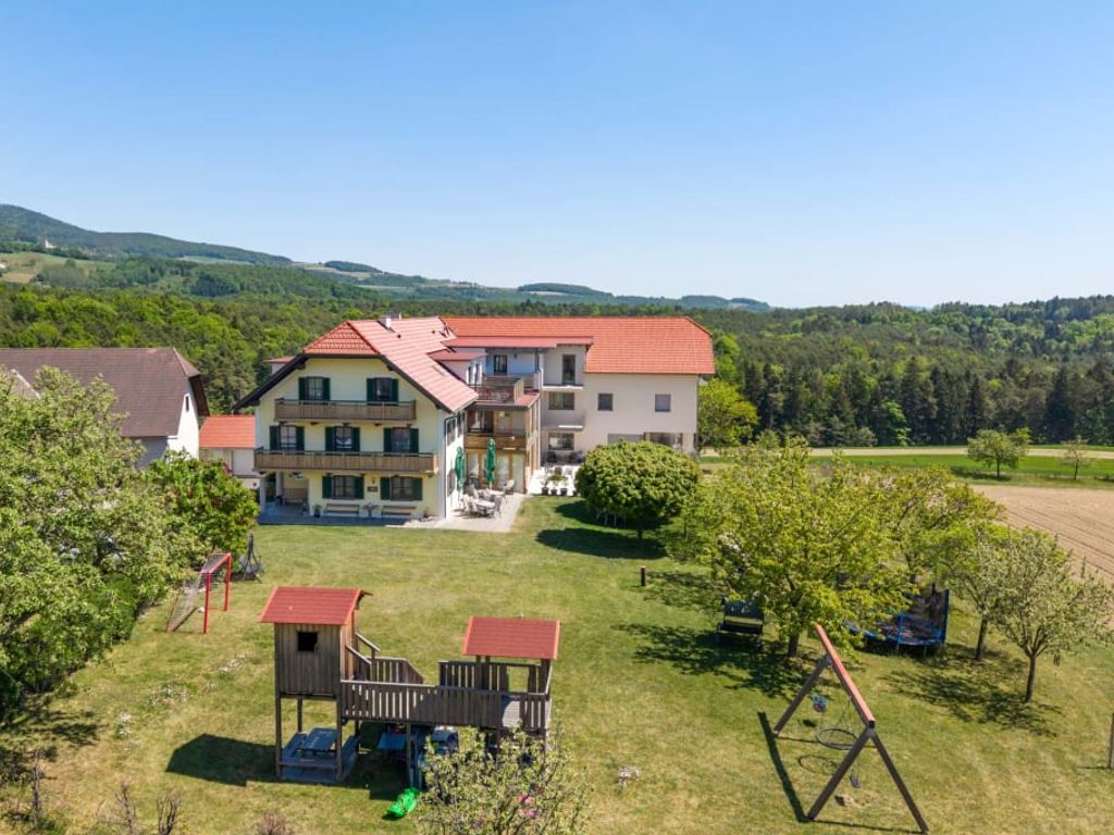 Postl's Hirschbirnhof
