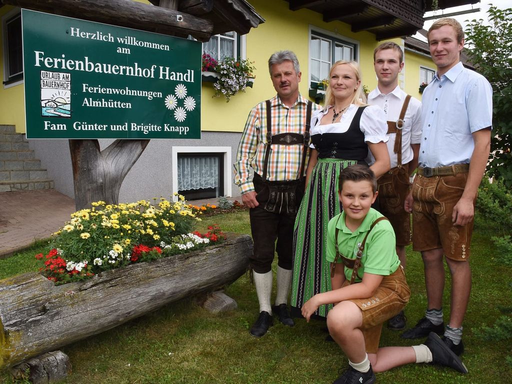 Ferienbauernhof Handl