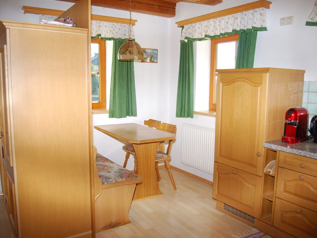 Ferienwohnung rechts ebenerdig