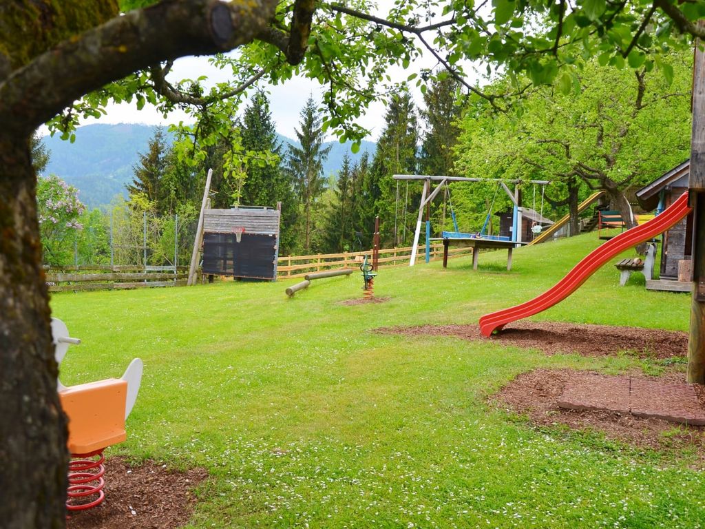Erlebnisspielplatz am Bauernhof