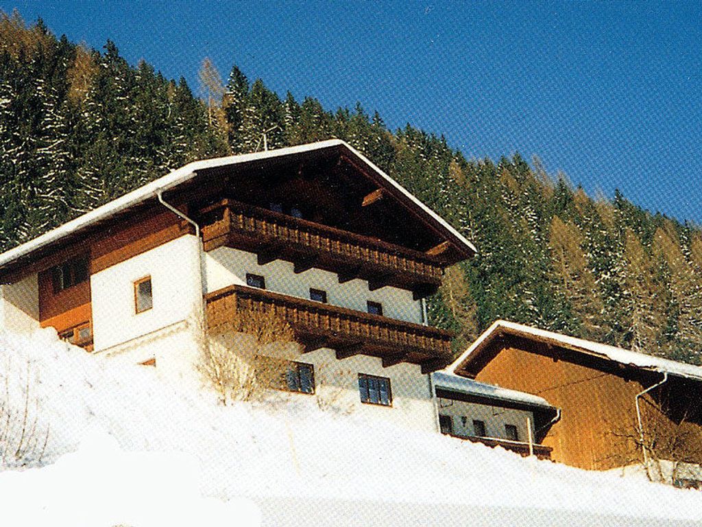 Hausfoto Winter