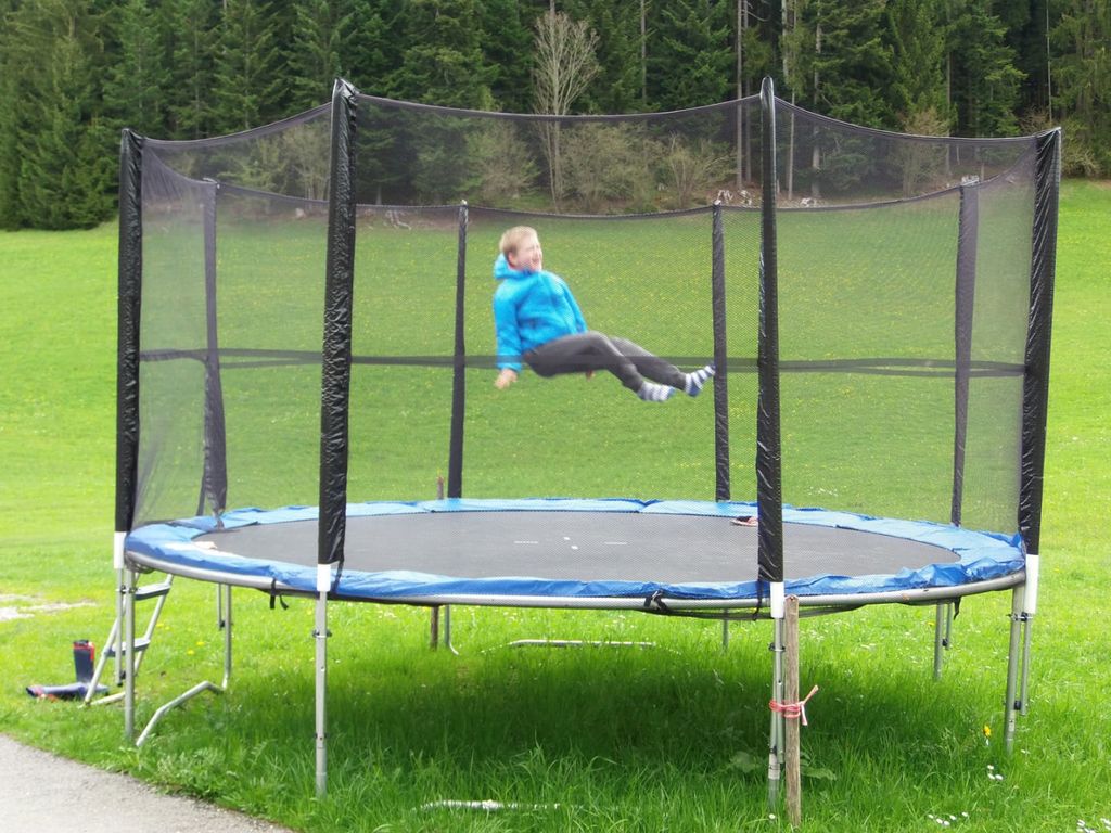 Spass im Trampolin
