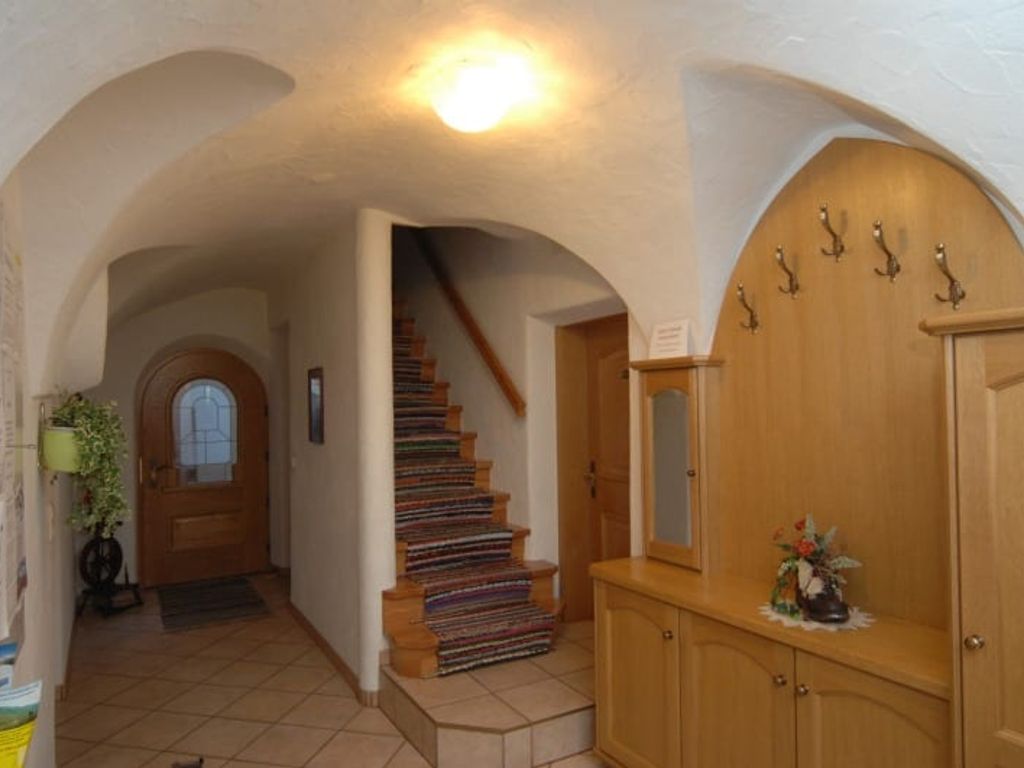 Hausflur mit Gew�lbe