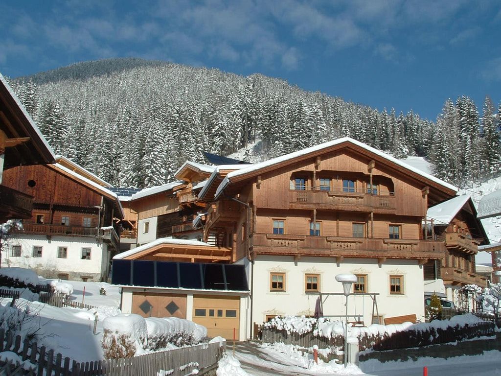 Wohnhaus im Winter