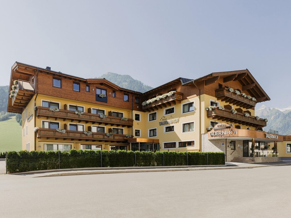 Hotel Tauernhof