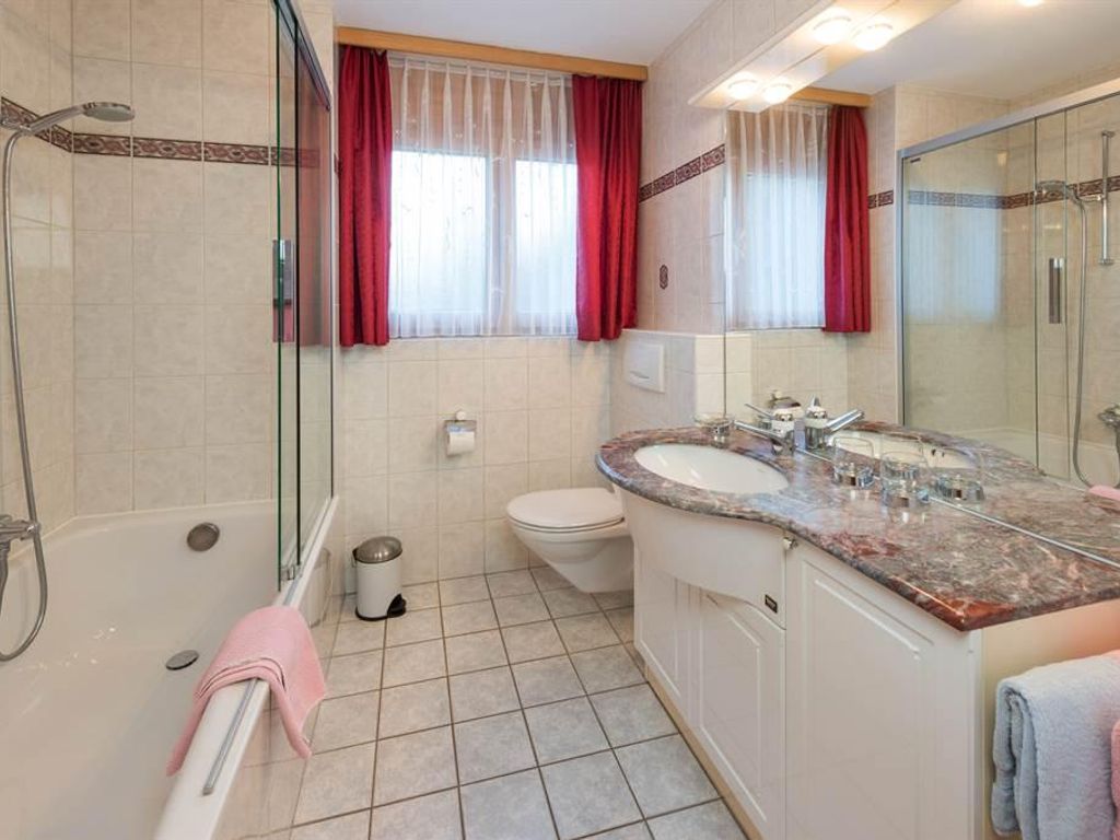 Helvetia Apartments