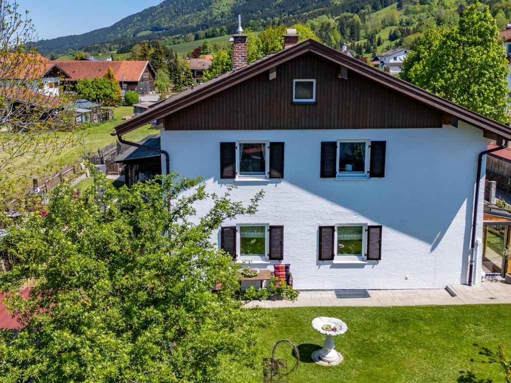 Bischoff 1, Haus