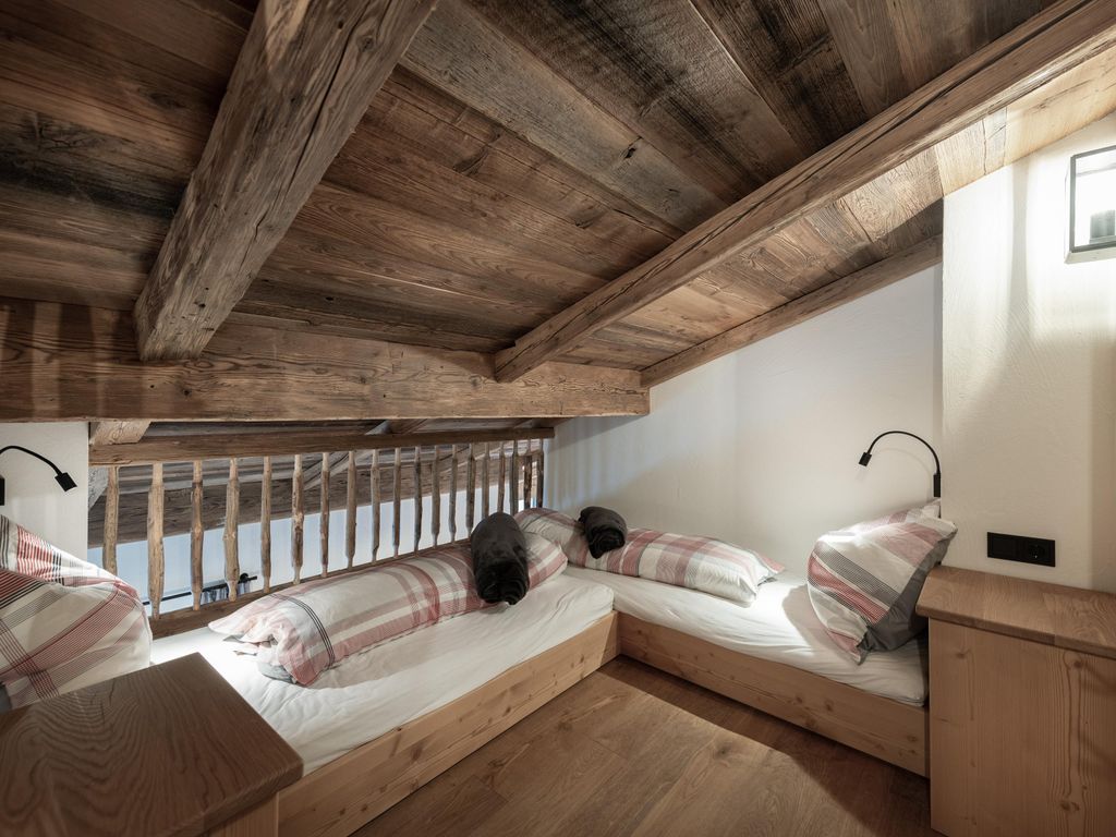 Alpine Lofts M26