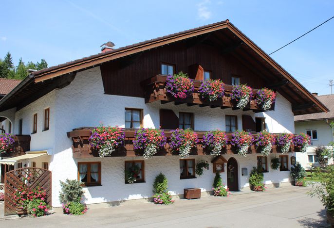 Ferienwohnung 1 Alpenrose