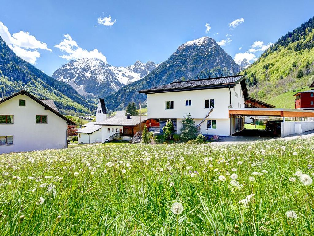 Haus Tuklar