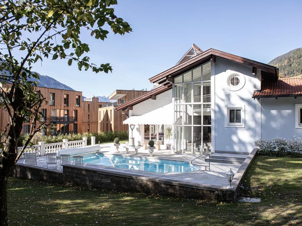 Villa 10