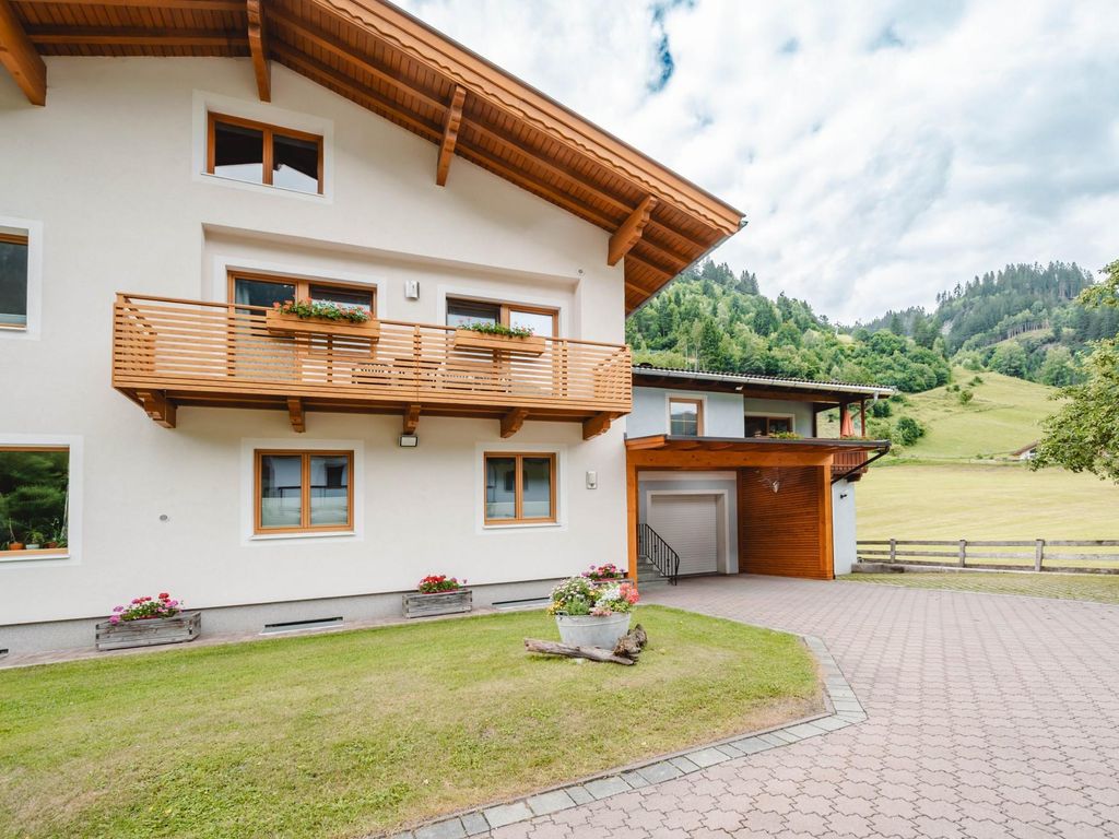 Schönegger, Haus
