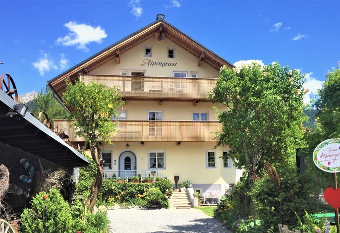 1-Raum Apartment mit Balkon